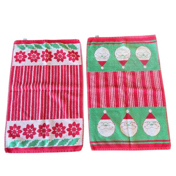 Vintage Christmas Hand Towels Set Of Two Poinsettia And Santa Themed - Picture 1 of 3